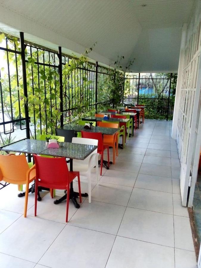 Robinson Hotel Zatoka Εξωτερικό φωτογραφία